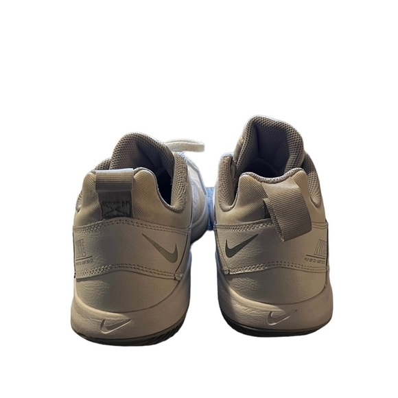 Nike Men’s Fly By II Running Shoes - Picture 2 of 10
